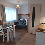 Nad Jeziorem Apartment *