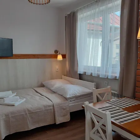 Nad Jeziorem Apartment