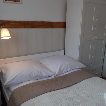 Nad Jeziorem Appartement *