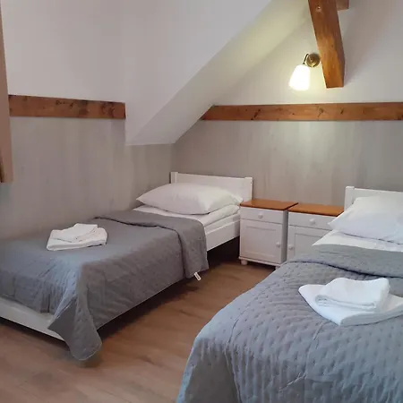 Nad Jeziorem Apartment