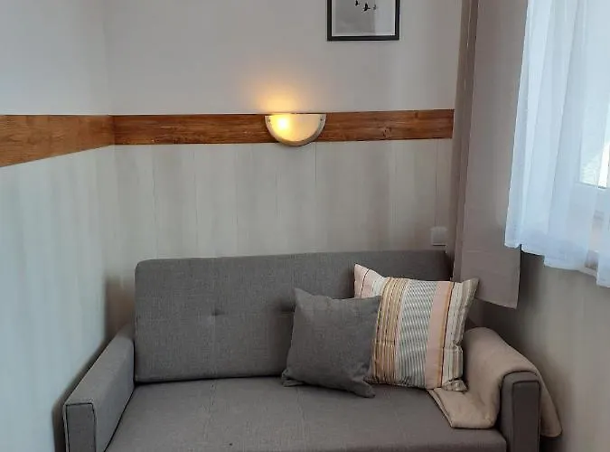 Nad Jeziorem Apartmán *