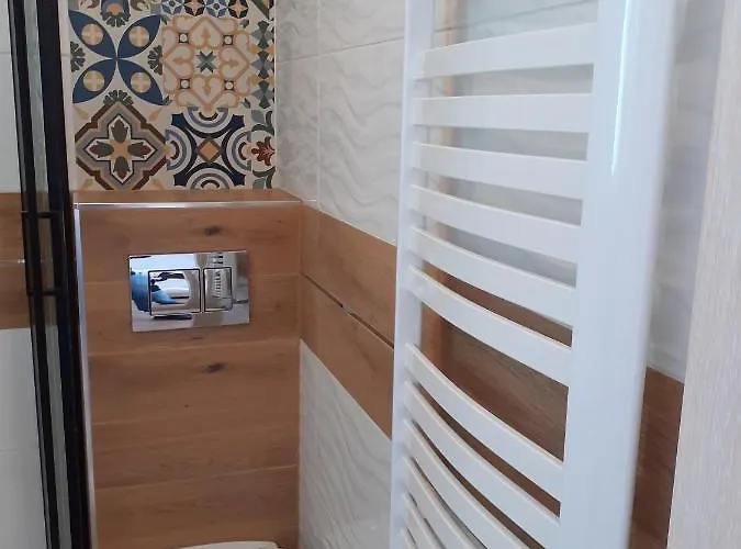 Nad Jeziorem * Miedzybrodzie Zywieckie