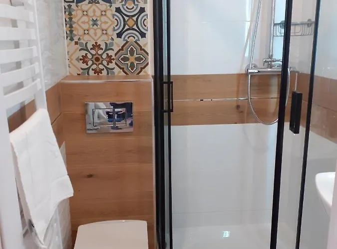 Nad Jeziorem Miedzybrodzie Zywieckie