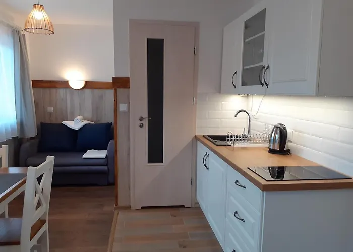 Nad Jeziorem Miedzybrodzie Zywieckie