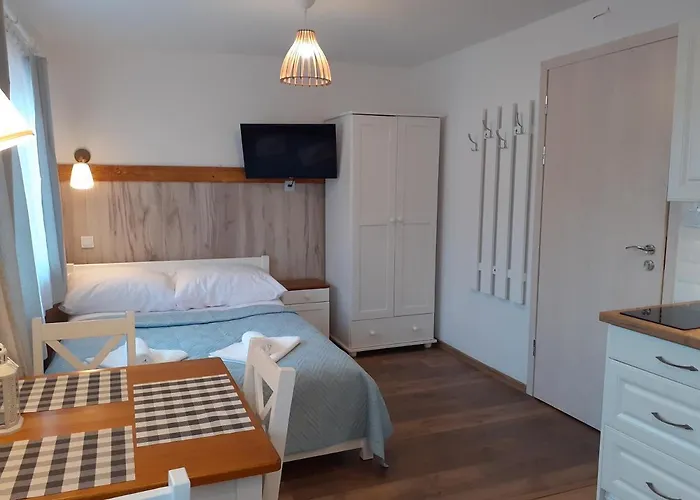 Nad Jeziorem * Miedzybrodzie Zywieckie