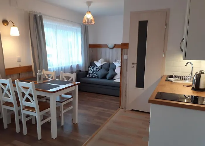 Nad Jeziorem Apartmán *