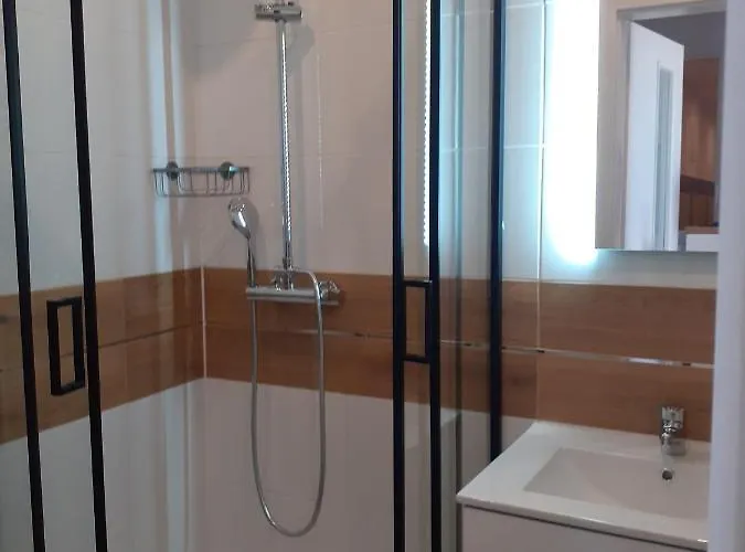 Nad Jeziorem Apartmán *