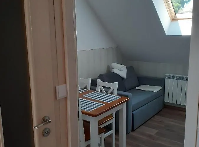 Nad Jeziorem * Miedzybrodzie Zywieckie