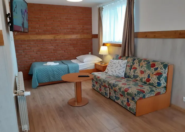 Nad Jeziorem * Miedzybrodzie Zywieckie